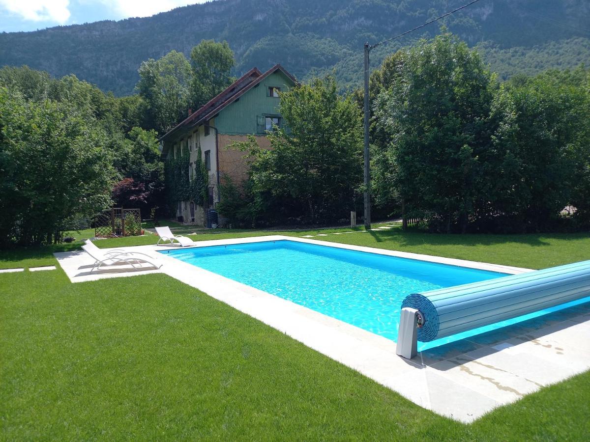La Clairiere Du Moulin Lepin-le-Lac Exterior photo